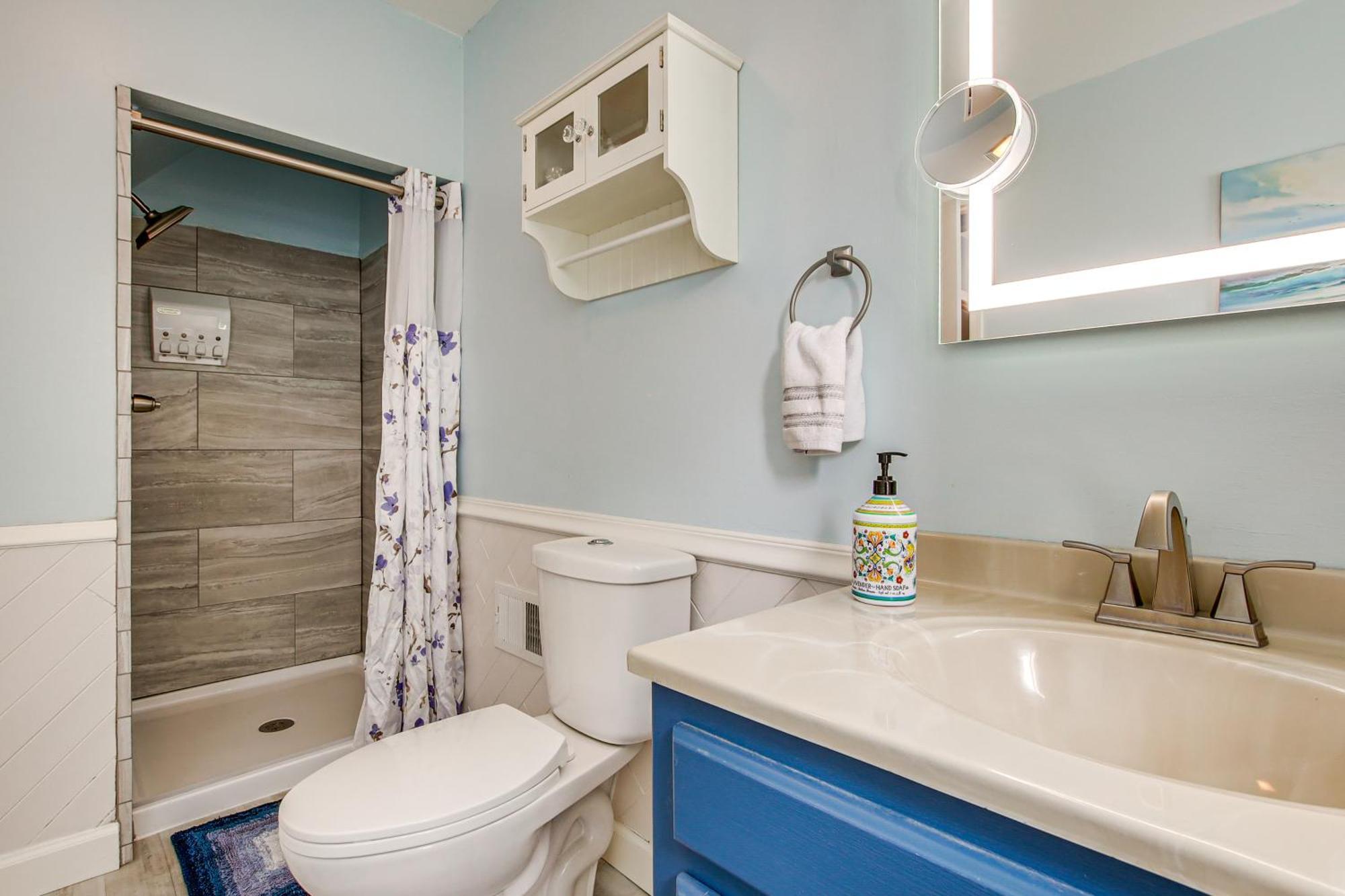 Lavish House With Patio - 2 Blocks To Green Lake! 외부 사진