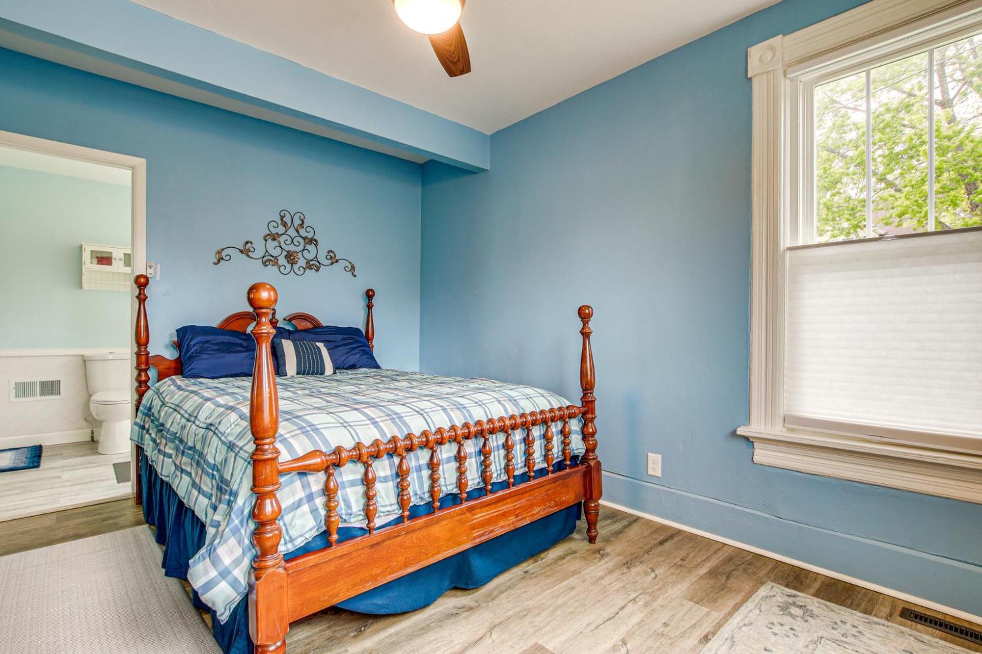 Lavish House With Patio - 2 Blocks To Green Lake! 외부 사진