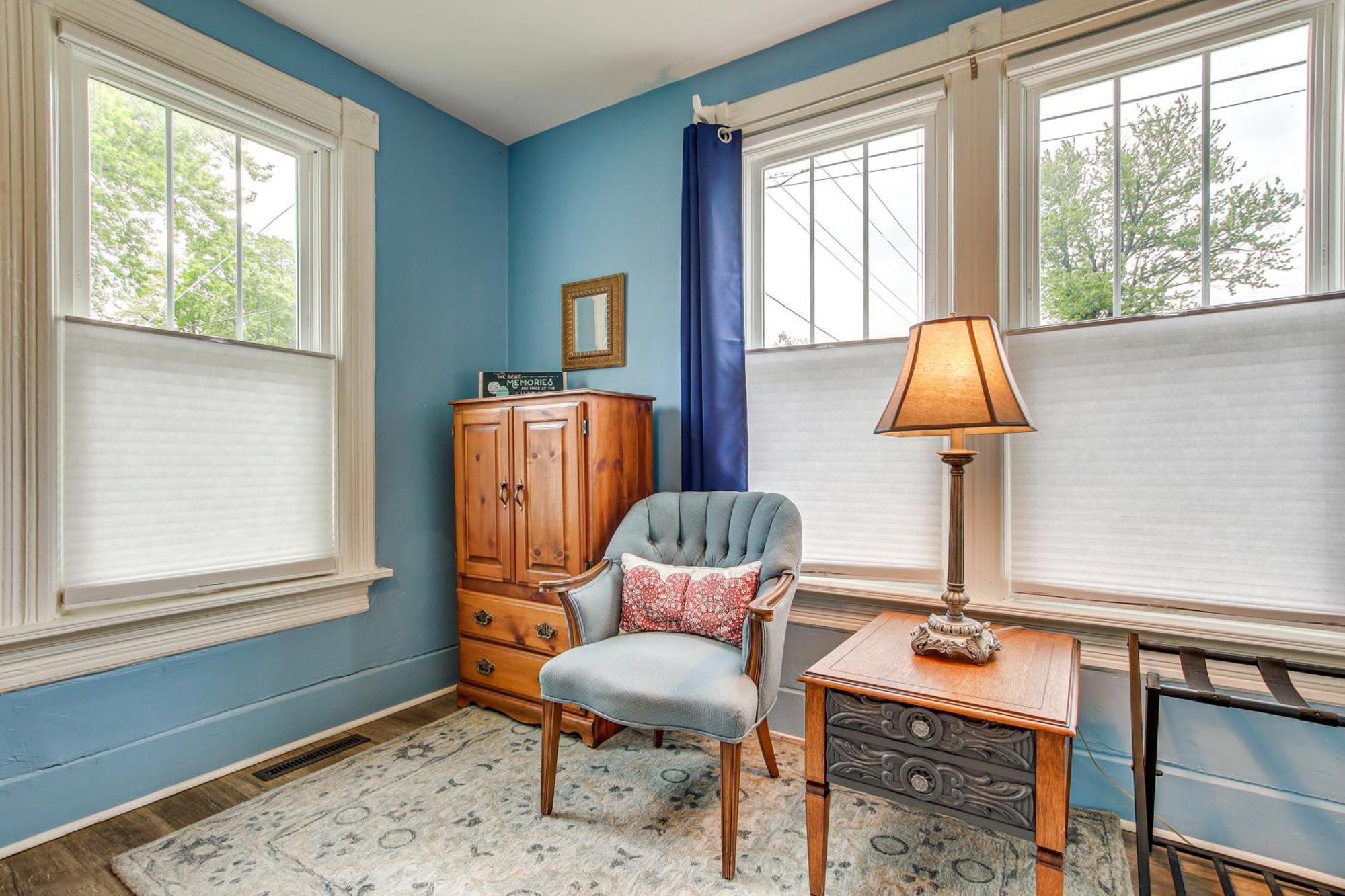 Lavish House With Patio - 2 Blocks To Green Lake! 외부 사진